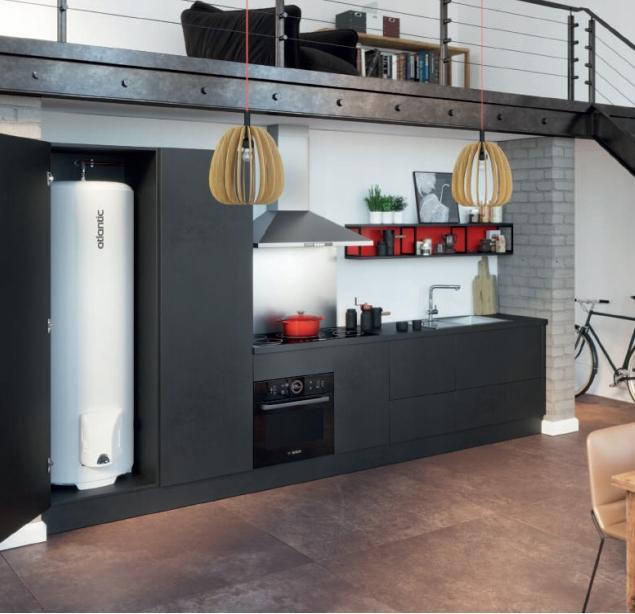 ATLANTIC Elektryczny ogrzewacz wody VSRS APE 300L z grzałką ceramiczną