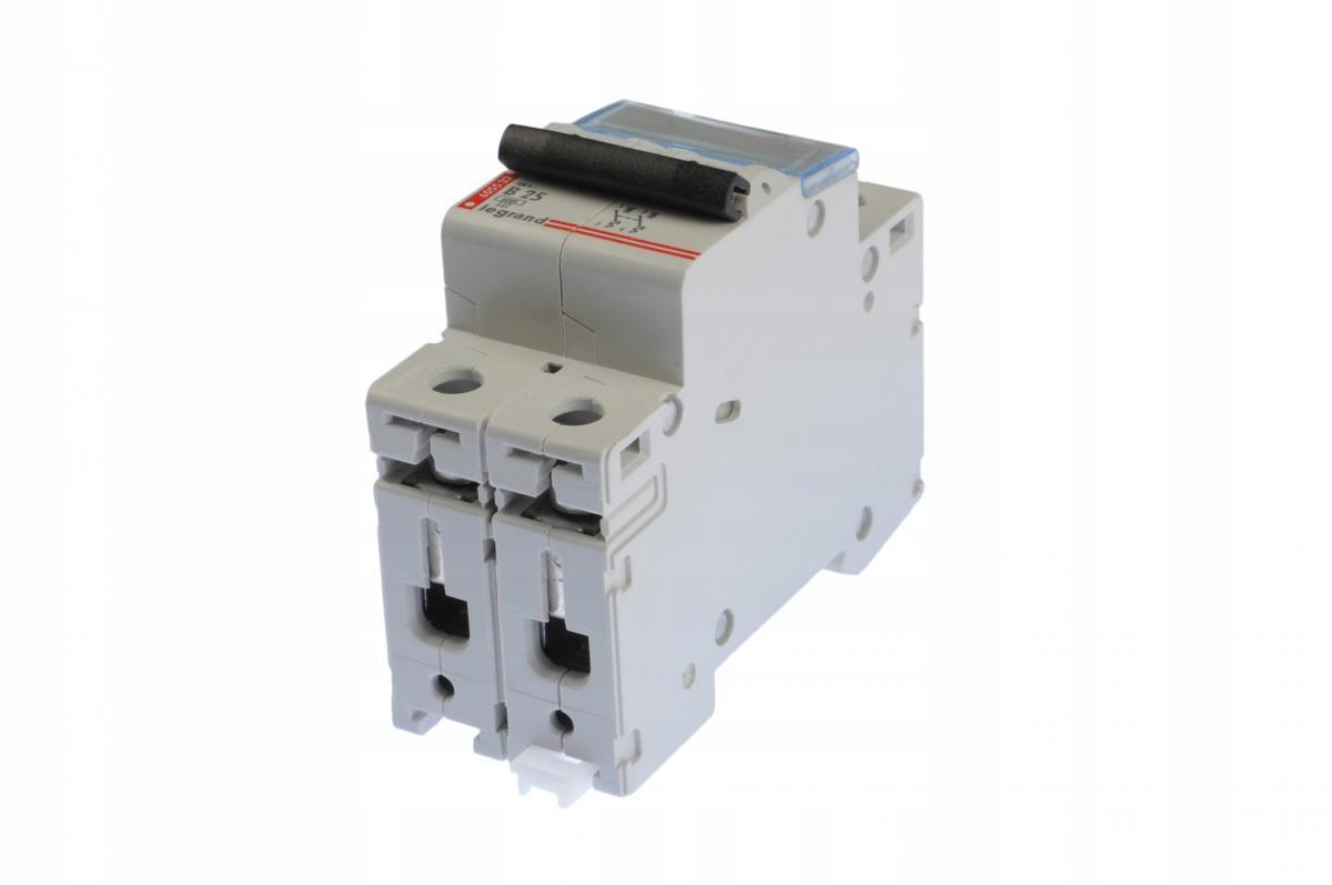 LEGRAND Wyłącznik nadprądowy S 302 2P B 25A 6000A TX3