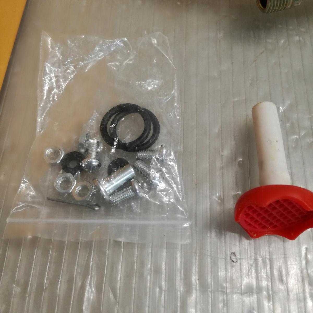 Przycisk spłukujący GEBERIT Twinline30 przedni chrom