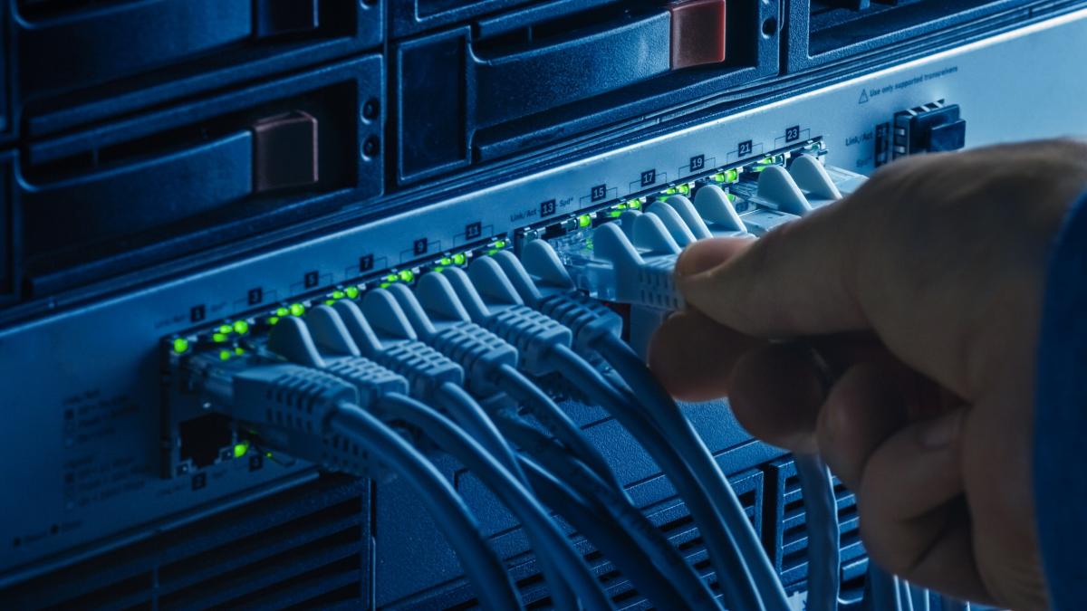 A-LAN Kabel sieciowy F/UTP kat.5e PE 4x2x24AWG 500m ZEWNĘTRZNY SUCHY