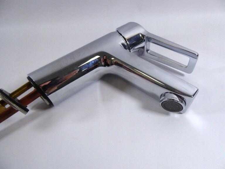 Bateria umywalkowa stojąca ROCA AROLA 1-uchwytowa 1-otworowa chrom