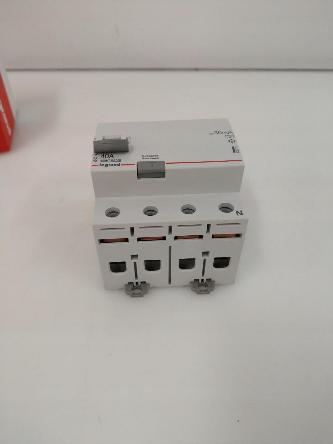 LEGRAND Wyłącznik różnicowoprądowy rx3 4p 40a 30mA typ A