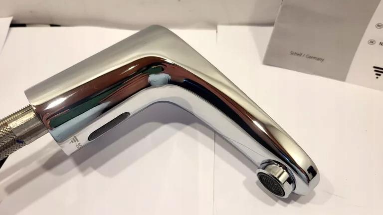 Bateria umywalkowa Modus trend e 230 v, chrom elektroniczna typ hd-m