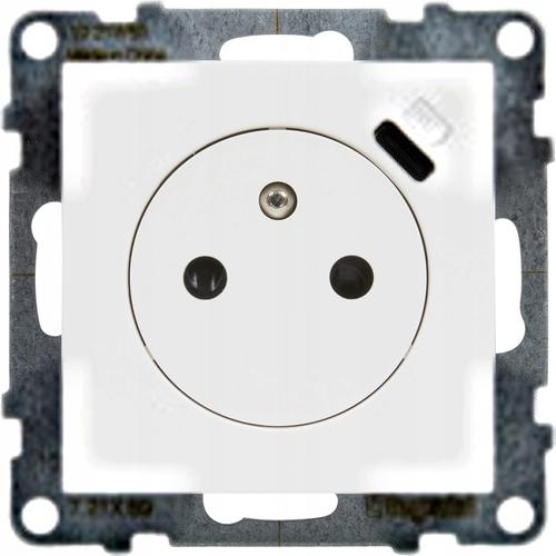 Gniazdo płaskie 2P+Z - 16 A - z USB Typ - C - 1,5 A - zaciski automatyczne