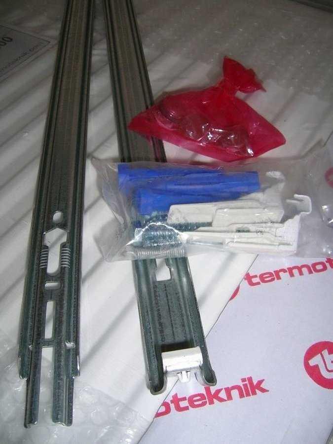 Grzejnik stalowy GRUPA STELRAD TERMOTEKNIK CV33 200x1400 V 33 DOLNY