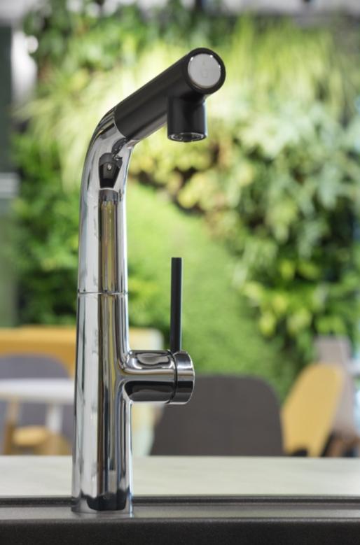 Bateria zlewozmywakowa stojąca ARMATURA KRAKÓW NEDA 1-otw. mosiężna chrom