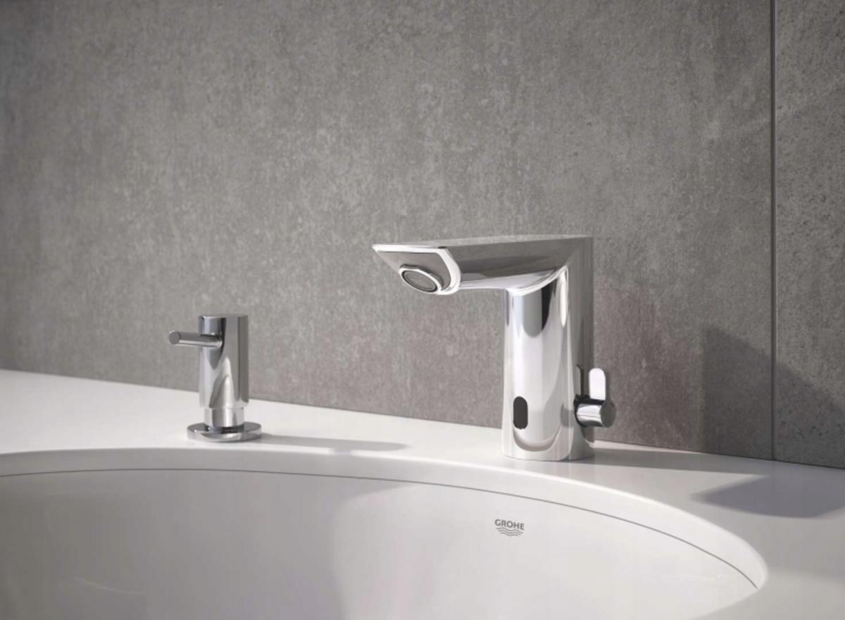 Bateria umywalkowa elektroniczna Grohe Bau Cosmopolitan E, na podczerwień 1