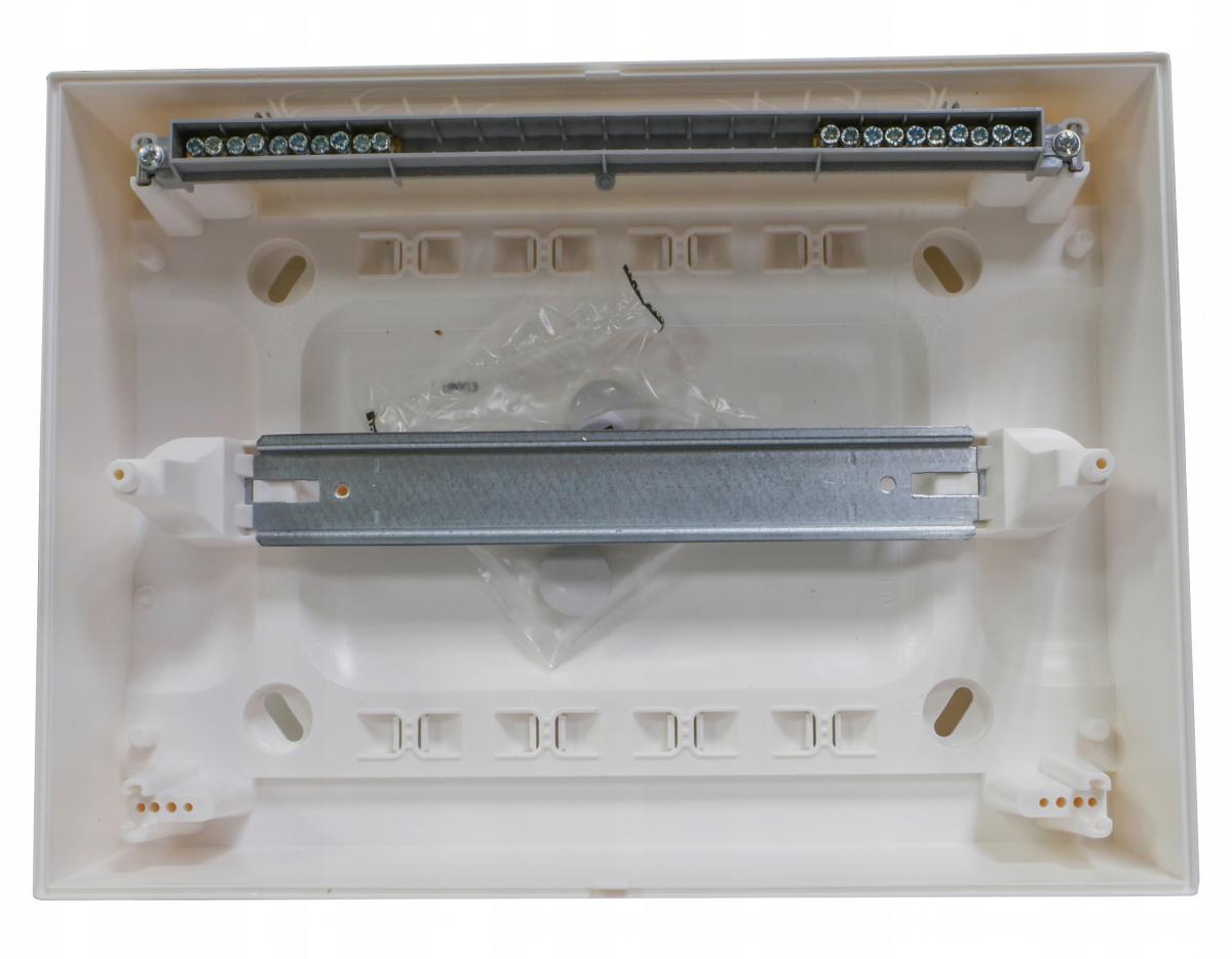 LEGRAND Rozdzielnica natynkowa PRACTIBOX S 1x12 z drzwiami białymi