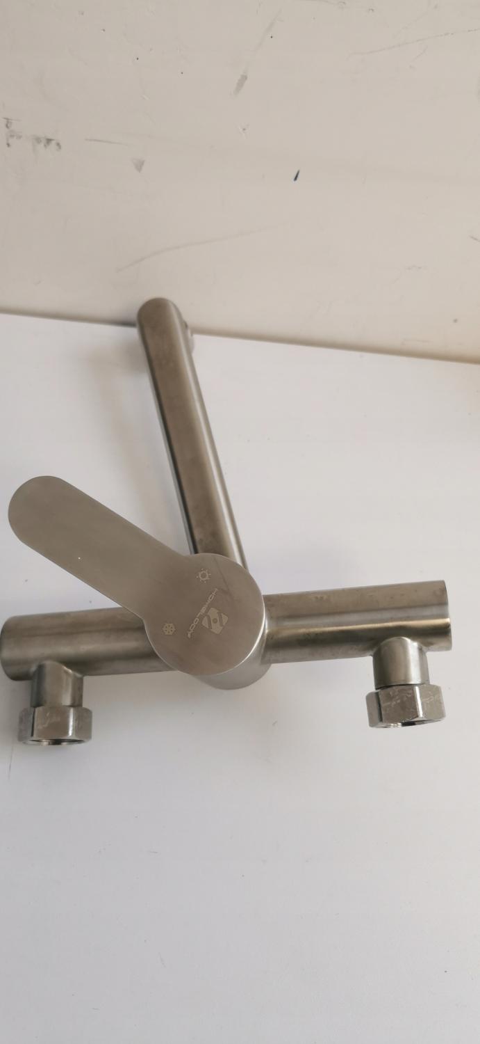 Bateria kuchenna Alba stojąca jednootworowa z obrotową wylewką chrom