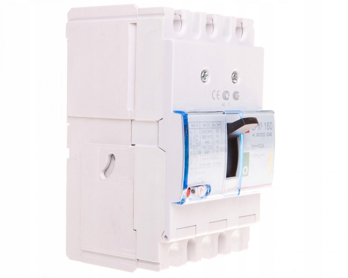 Wyłącznik mocy z wyzwalaczem termiczno-magnetycznym DPX3 160 3P 40A 16KA