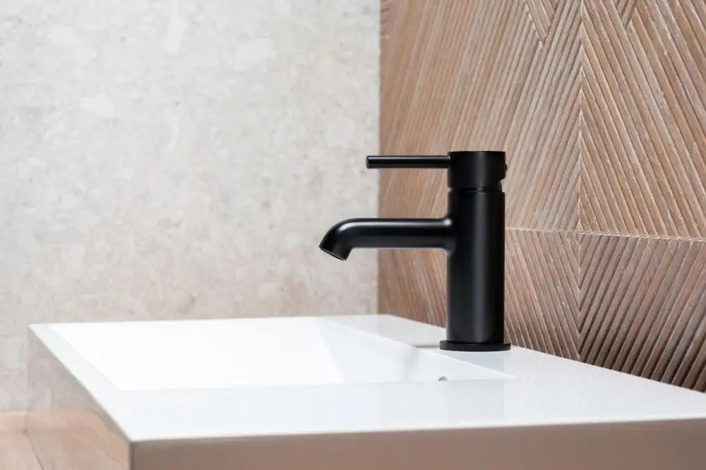 Bateria umywalkowa stojąca ARMATURA KRAKÓW MOZA 1ot mosiężna złota szczotk