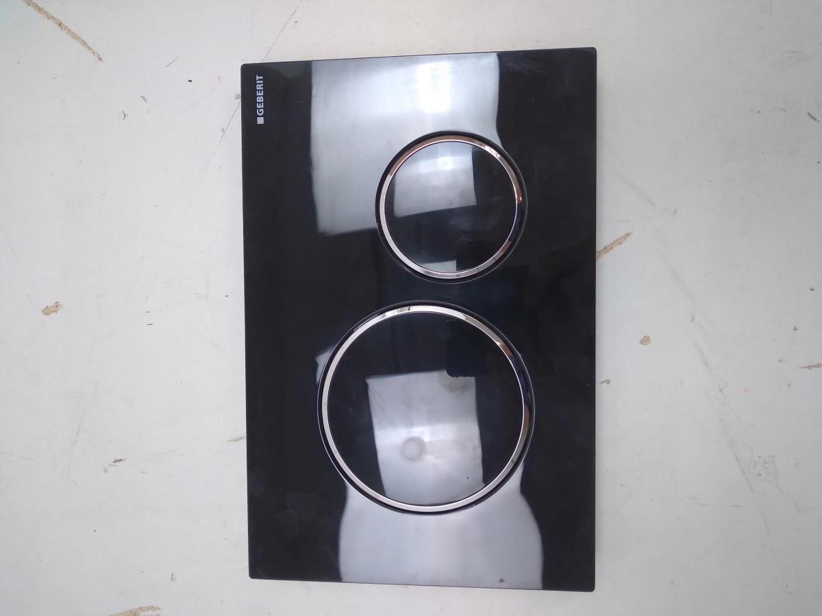 Przycisk uruchamiający GEBERIT Sigma20 okrągły przedni czarny/czarny mat/cz