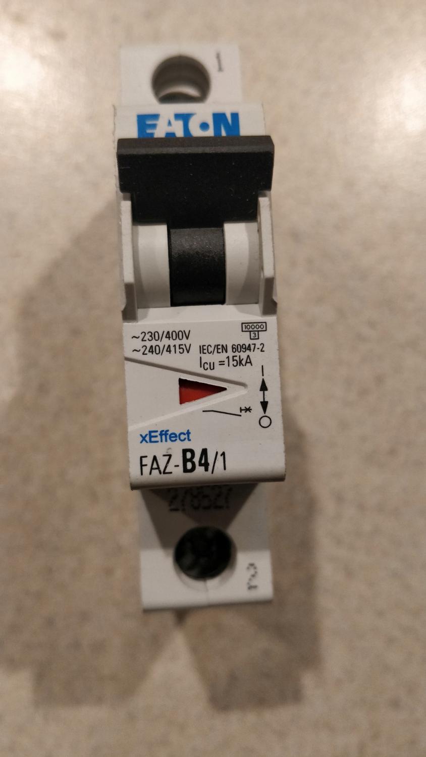 EATON Wyłącznik nadprądowy serii 15 kA 1-biegunowy FAZ-B4/1