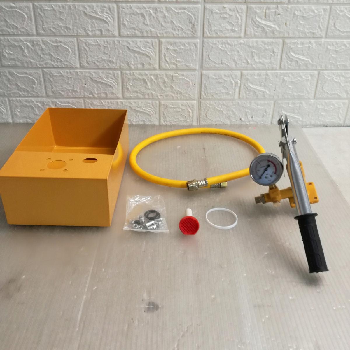 Przycisk spłukujący GEBERIT Twinline30 przedni chrom