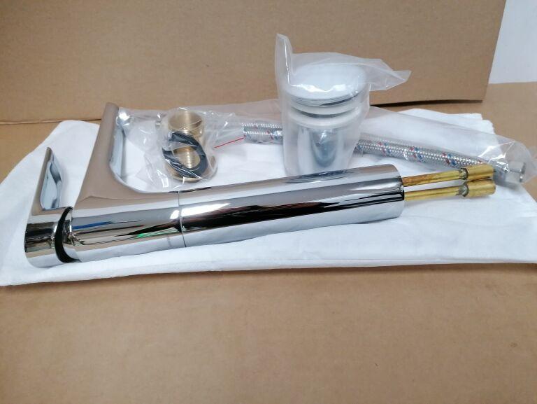 Bateria umywalkowa stojąca ARMATURA KRAKÓW TANZANIT 1-otw. mosiężna chrom