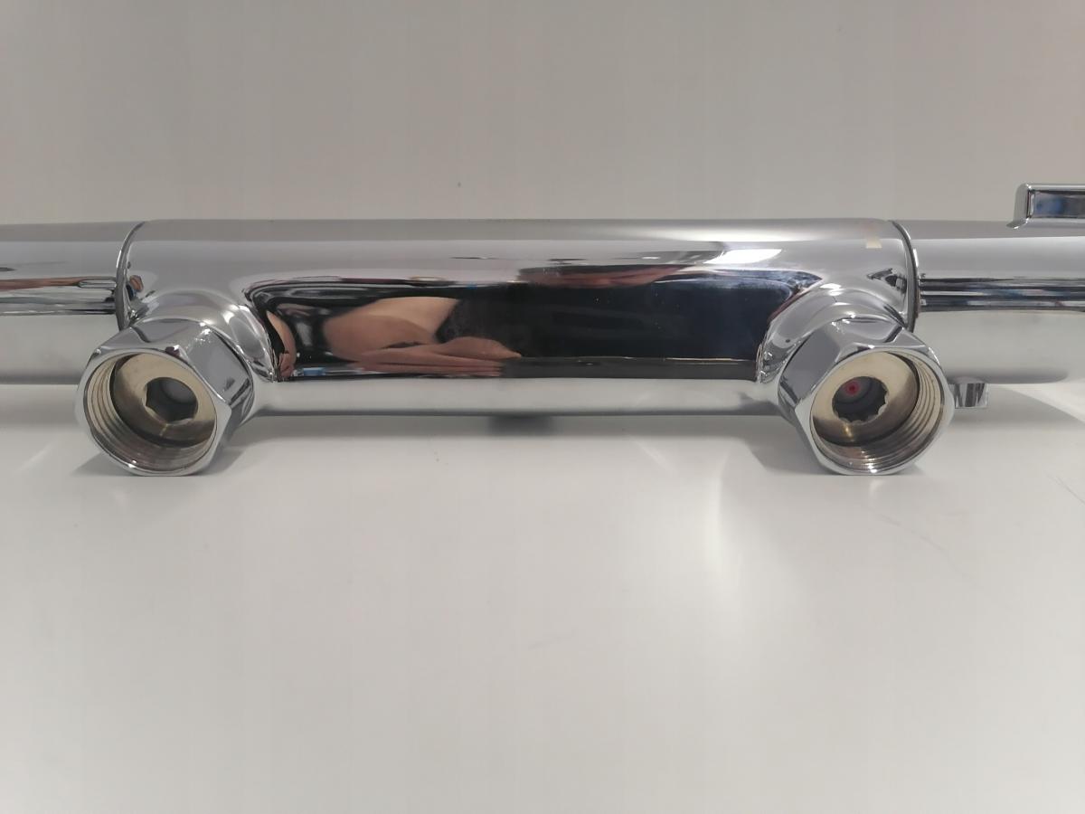 Bateria wannowo-prysznicowa dwuuchwytowa ścienna Hansgrohe Ecostat srebrny