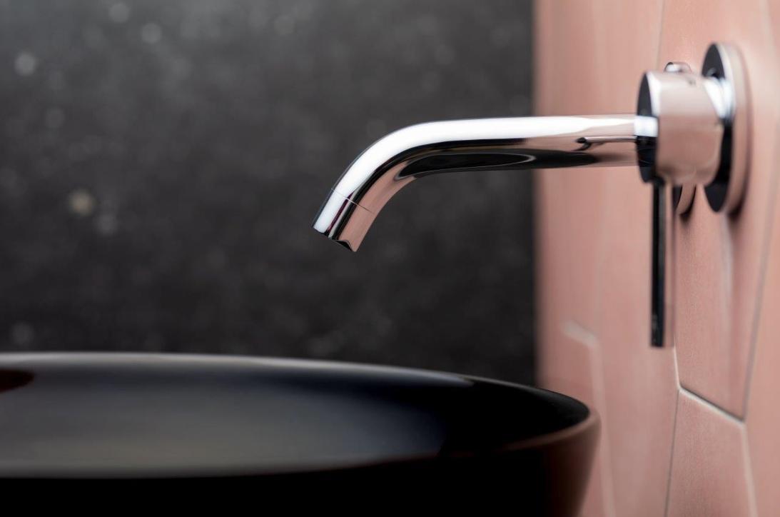 Bateria umywalkowa podtynkowa ARMATURA KRAKÓW MOZA 2-otw mosiężna czarna