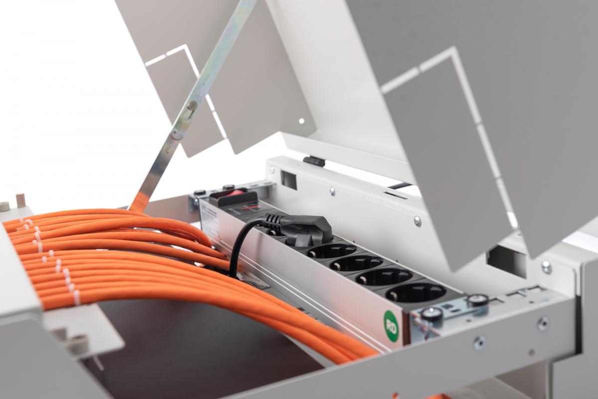Kabel teleinformatyczny S/FTP Kat.7 4x2xAWG23/1, CPR:Dca , drut miedziany,
