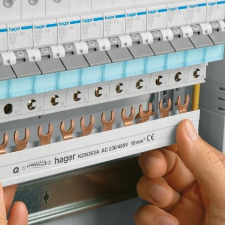HAGER Rozdzielnica kompletna 216M IP30 II kl p/t