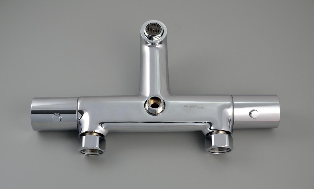 Bateria wannowo-prysznicowa dwuuchwytowa ścienna Hansgrohe Ecostat srebrny