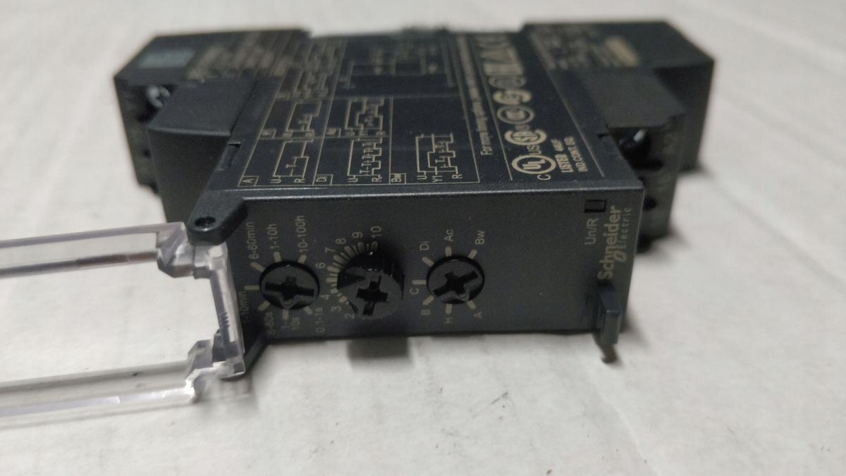 SCHNEIDER ELECTRIC Przekaźnik Wielofunkc. 1C O 24Vac Dc 240