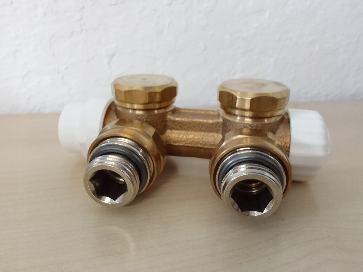 Multilux 4 zestaw z białą głowicą termostatyczną