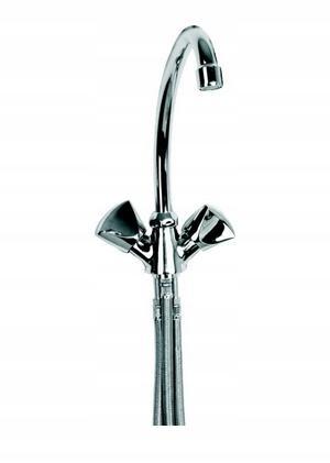 BIAWAR Bateria wodna podumywalkowa do ogrzewaczy 48h