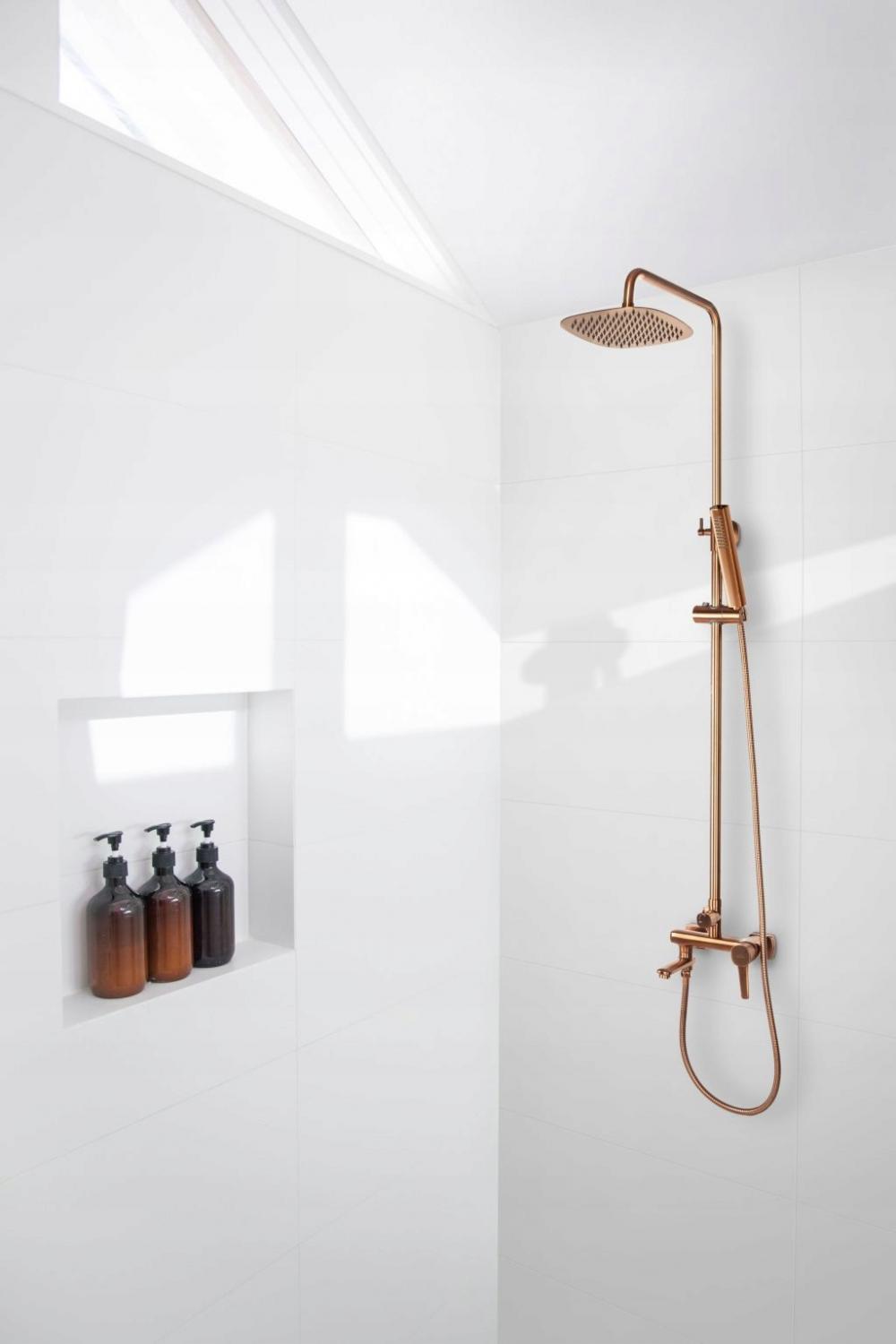 INVENA DESZCZOWNIA Z BATERIĄ WANN-NATR GLAMOUR INVENA TREND MIEDŹ